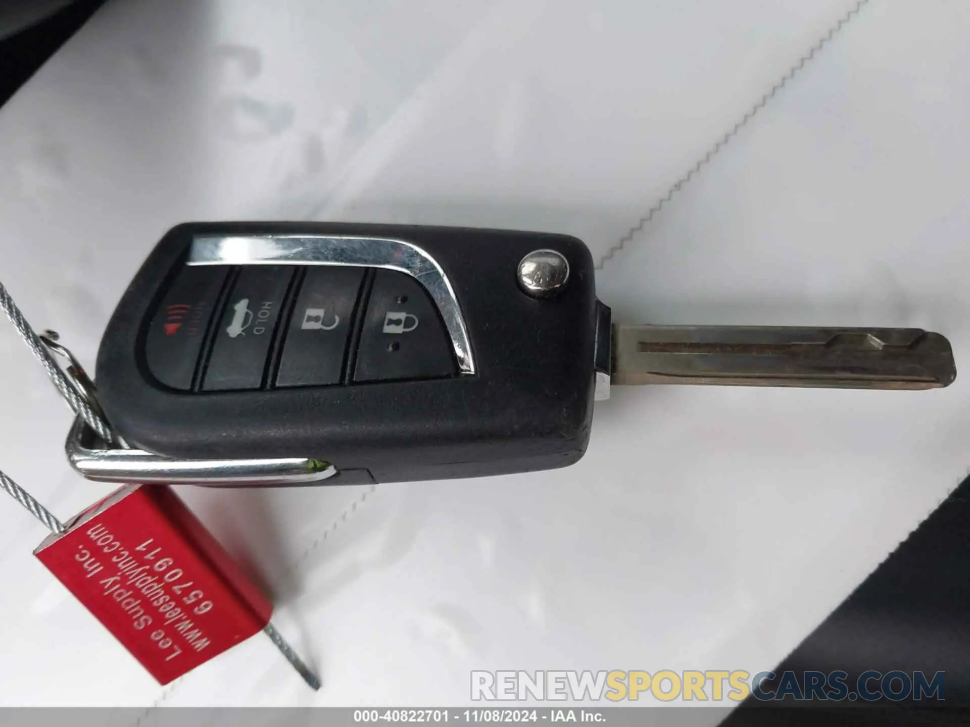 11 Photograph of a damaged car 4T1B11HK6KU173918 TOYOTA CAMRY 2019