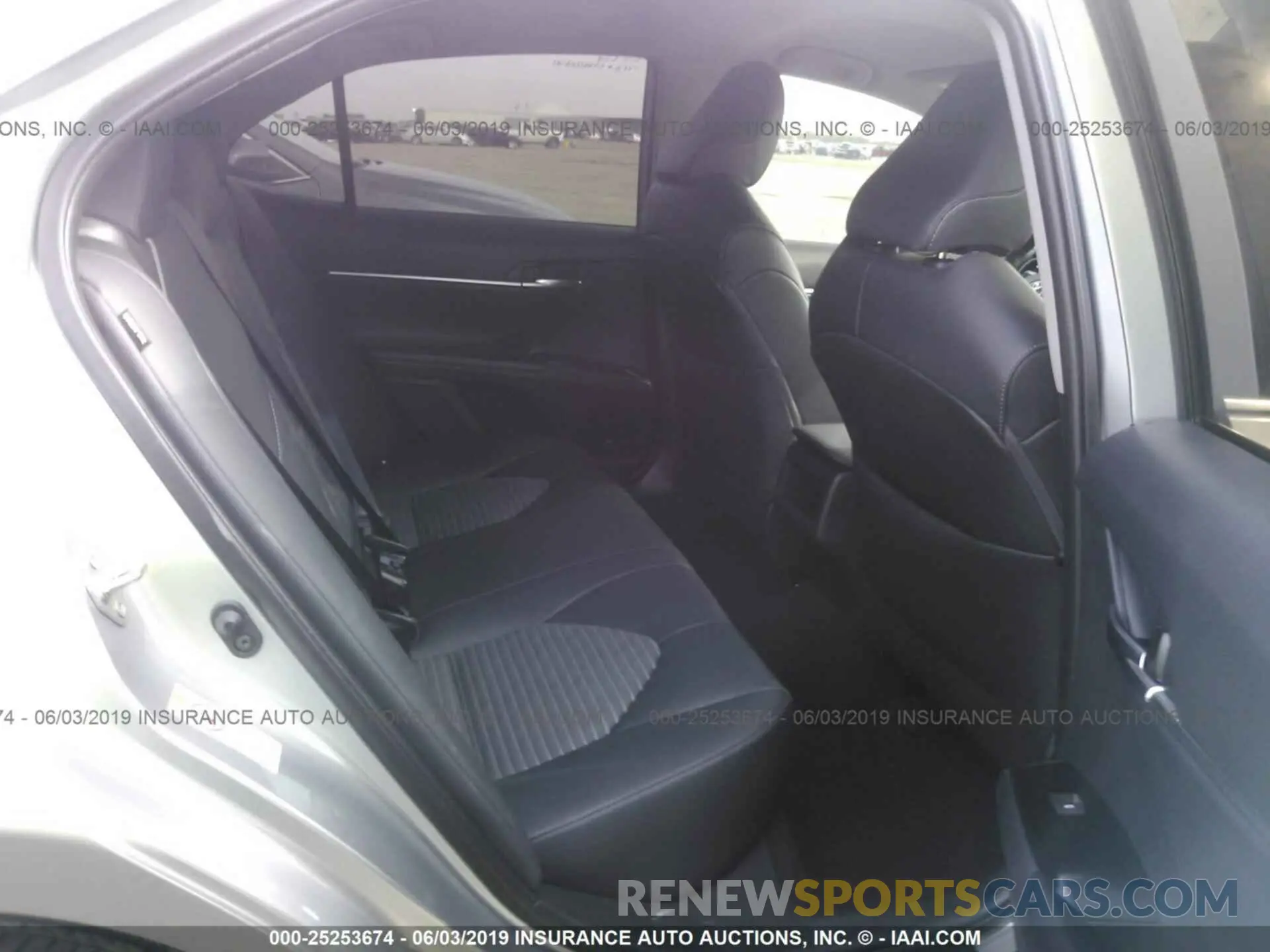 8 Photograph of a damaged car 4T1B11HK6KU195532 TOYOTA CAMRY 2019