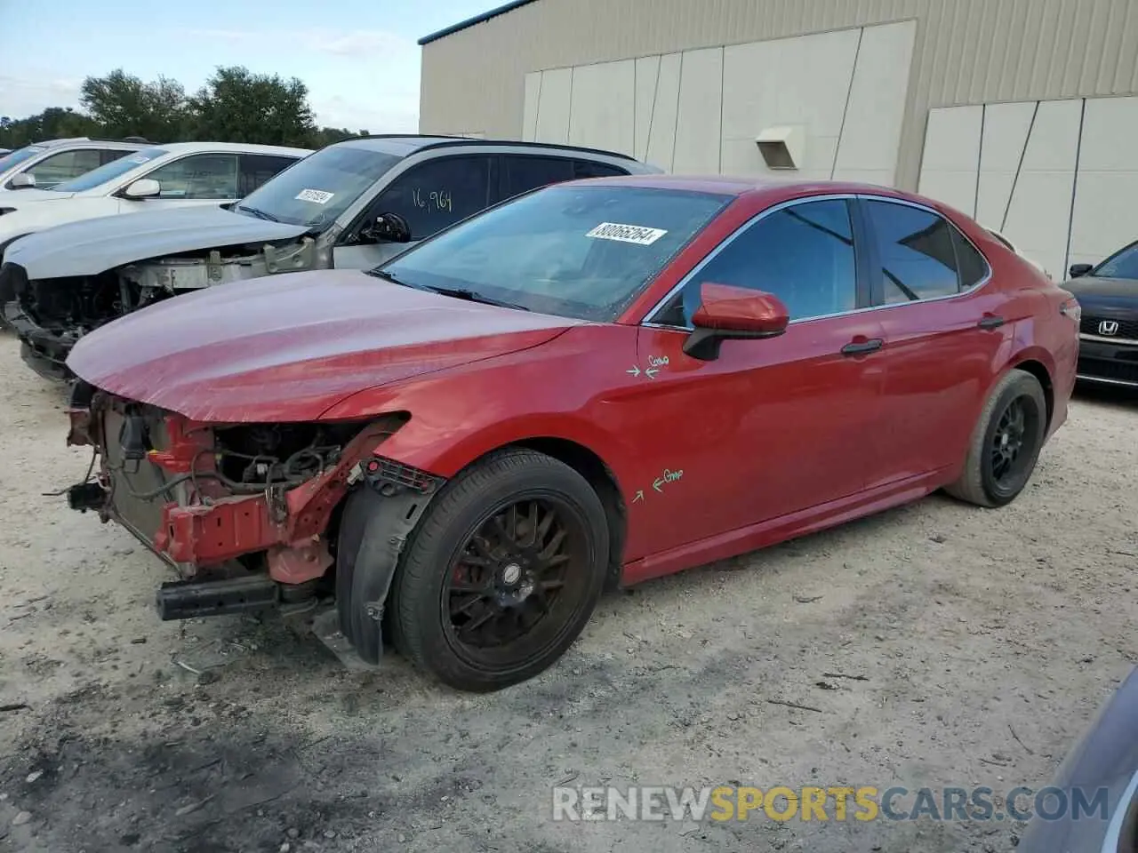 1 Photograph of a damaged car 4T1B11HK6KU197426 TOYOTA CAMRY 2019