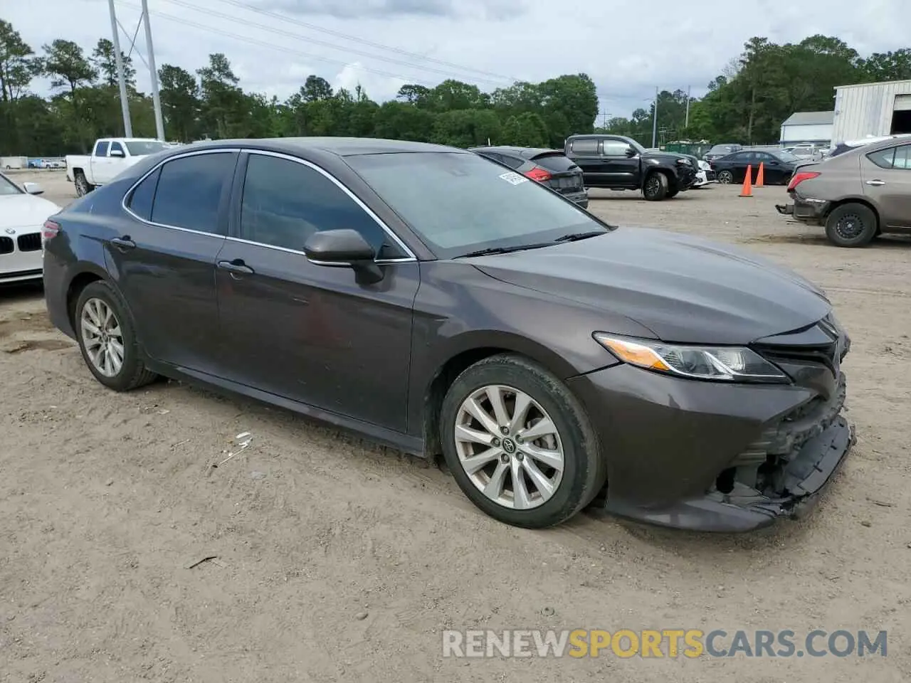 4 Photograph of a damaged car 4T1B11HK6KU199242 TOYOTA CAMRY 2019