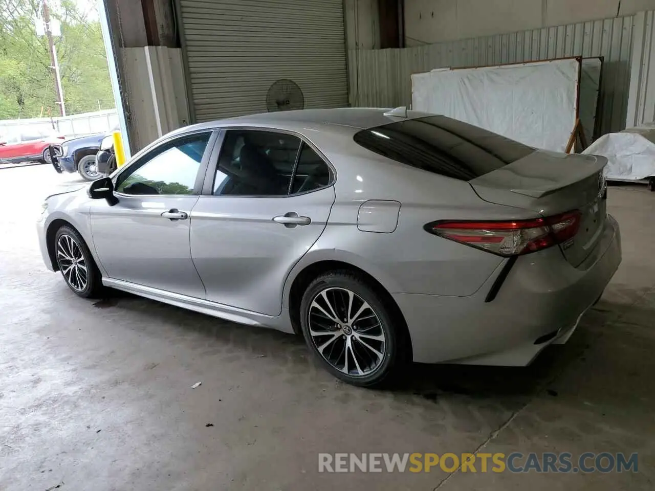 2 Photograph of a damaged car 4T1B11HK6KU202768 TOYOTA CAMRY 2019