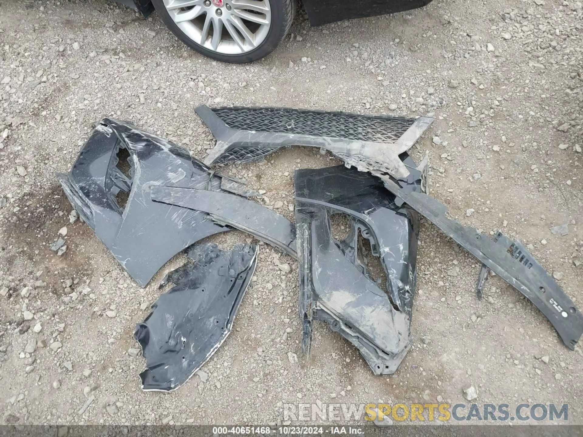 12 Photograph of a damaged car 4T1B11HK6KU210014 TOYOTA CAMRY 2019