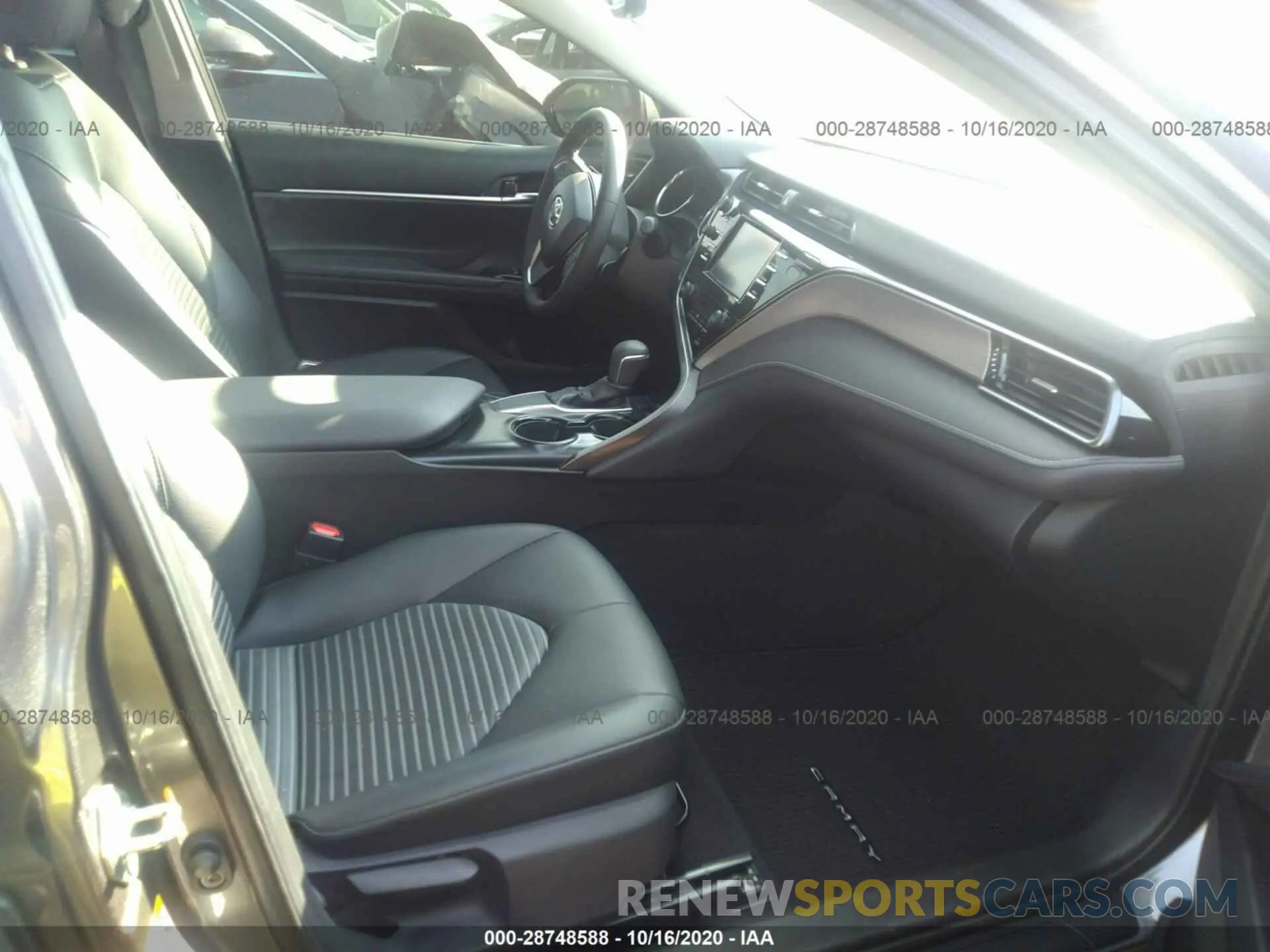 5 Photograph of a damaged car 4T1B11HK6KU212264 TOYOTA CAMRY 2019