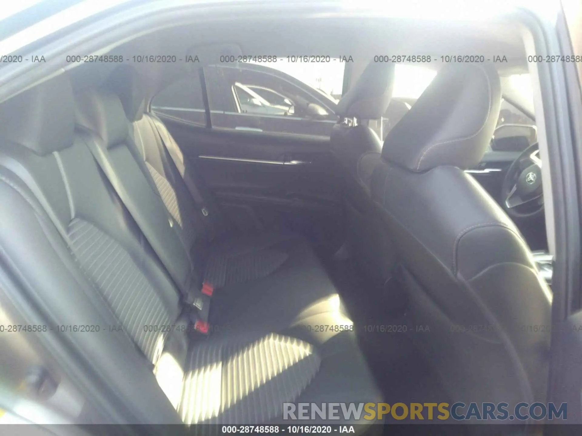 8 Photograph of a damaged car 4T1B11HK6KU212264 TOYOTA CAMRY 2019