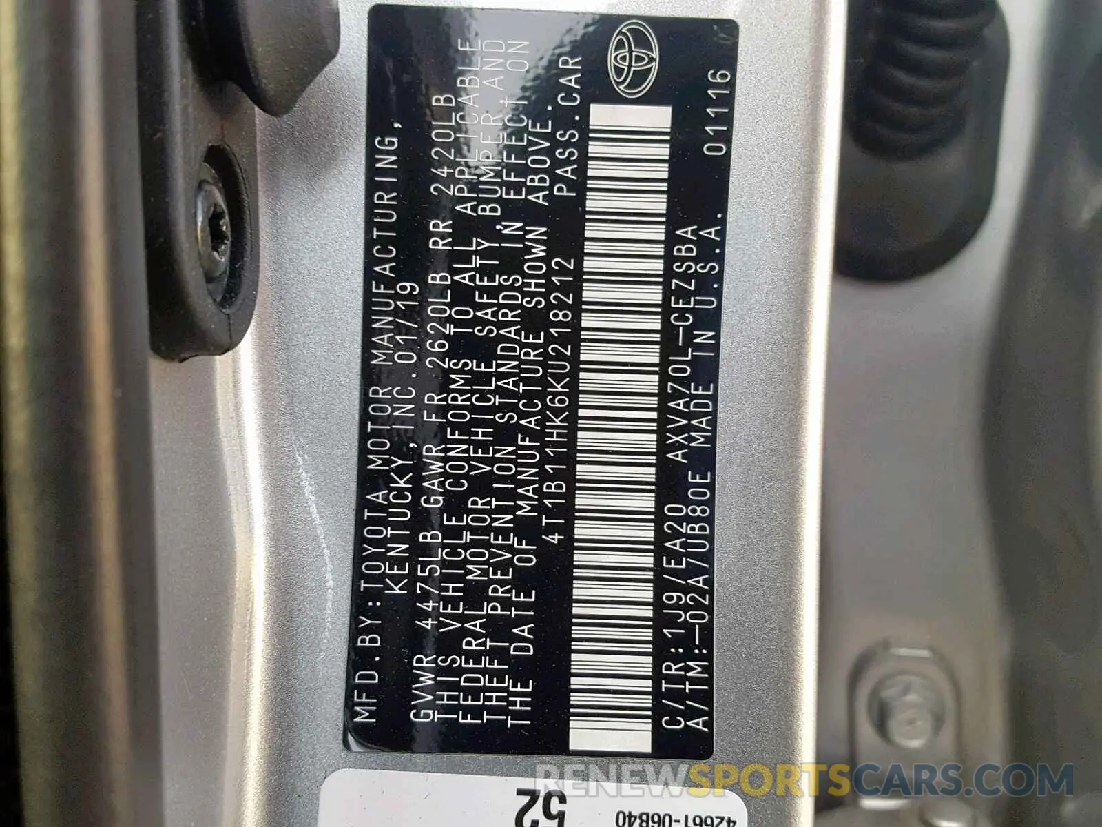 10 Photograph of a damaged car 4T1B11HK6KU218212 TOYOTA CAMRY 2019