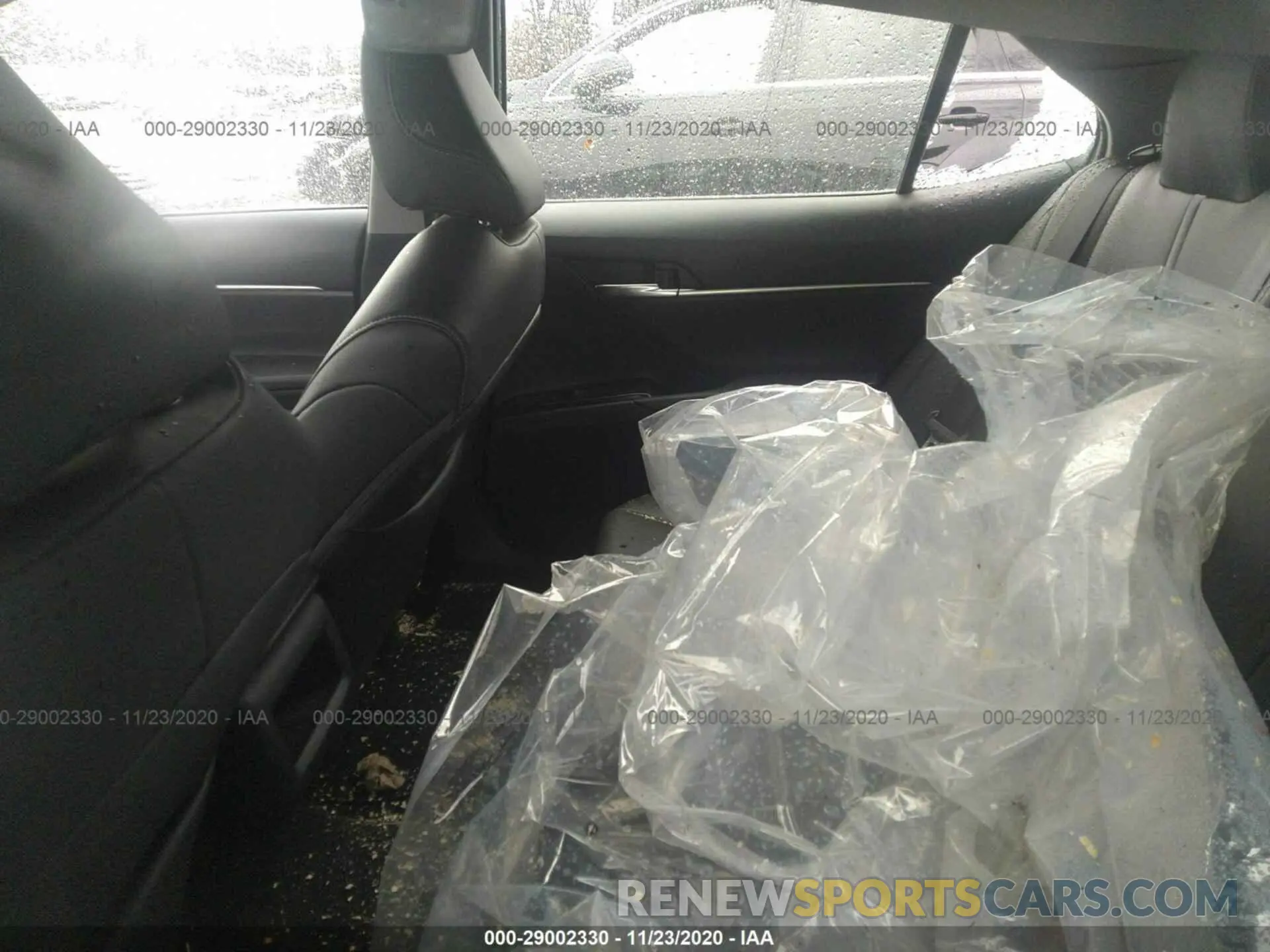 8 Photograph of a damaged car 4T1B11HK6KU220588 TOYOTA CAMRY 2019