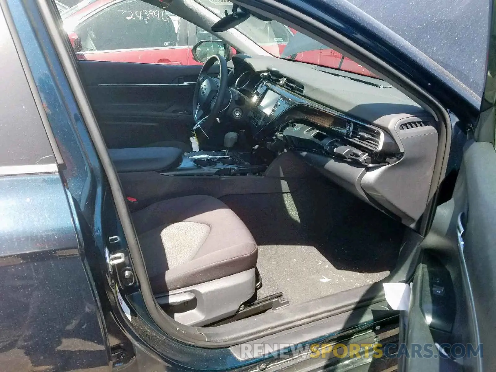 5 Photograph of a damaged car 4T1B11HK6KU234927 TOYOTA CAMRY 2019