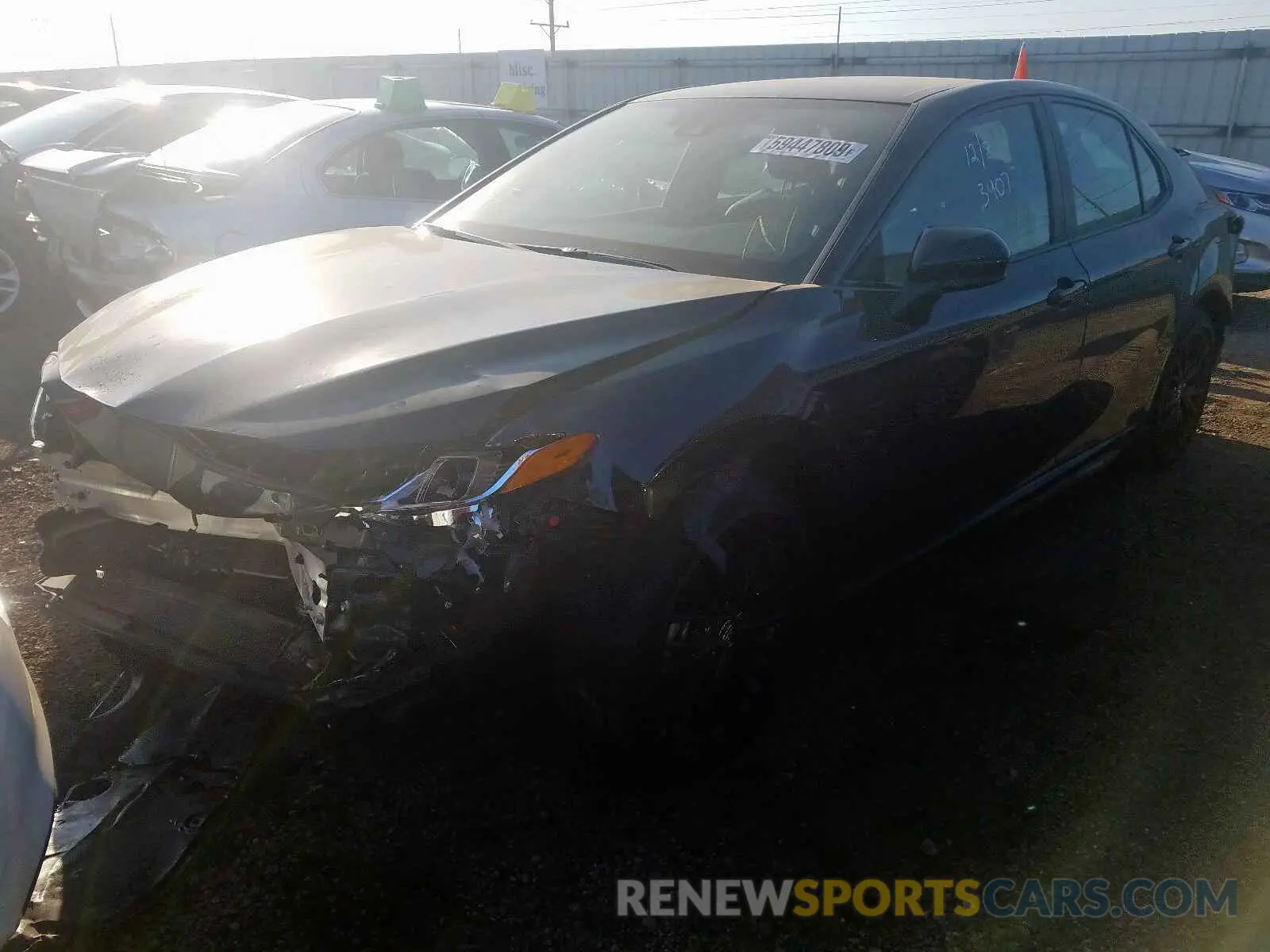 2 Фотография поврежденного автомобиля 4T1B11HK6KU235382 TOYOTA CAMRY 2019