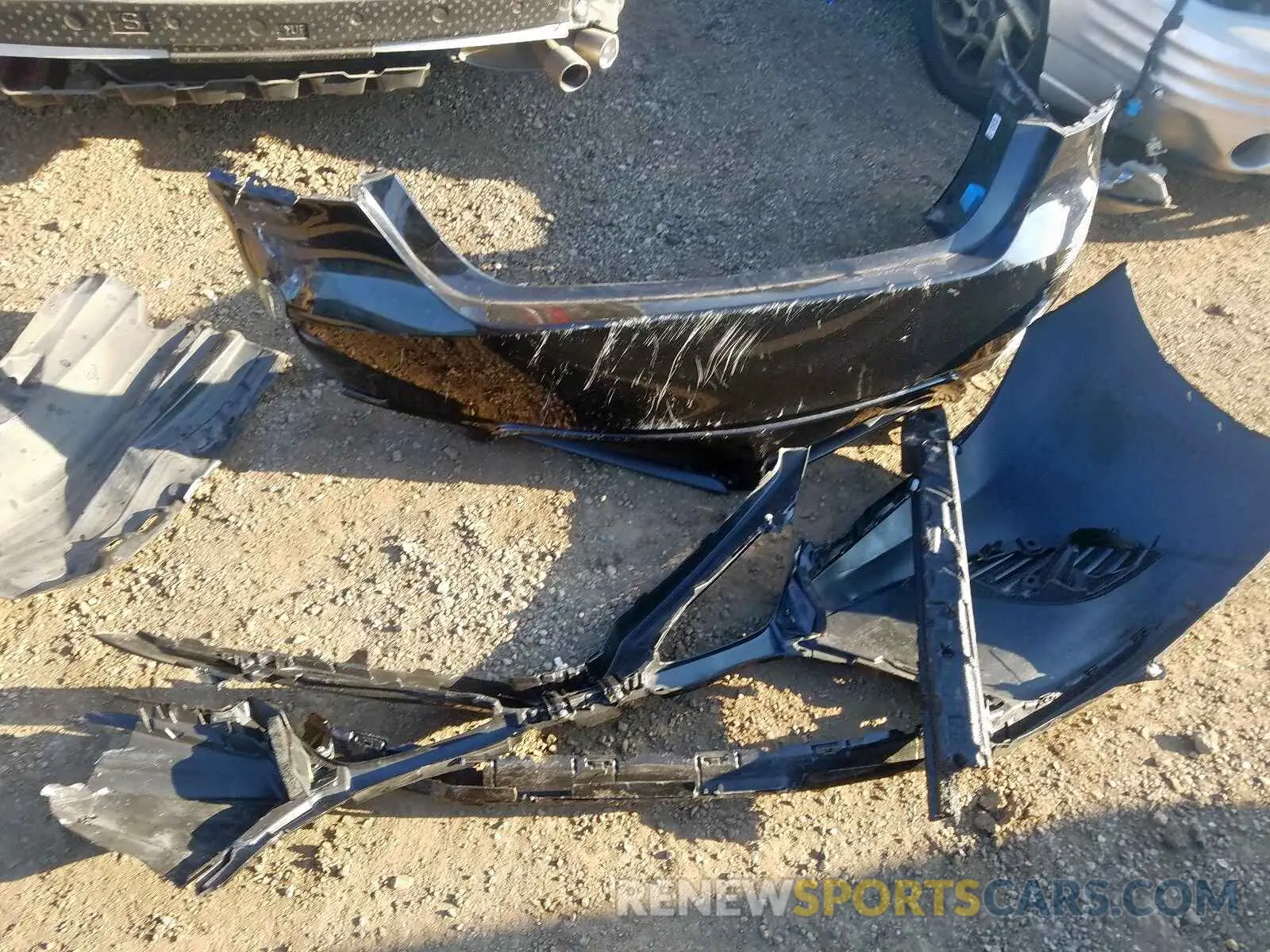 9 Фотография поврежденного автомобиля 4T1B11HK6KU235382 TOYOTA CAMRY 2019