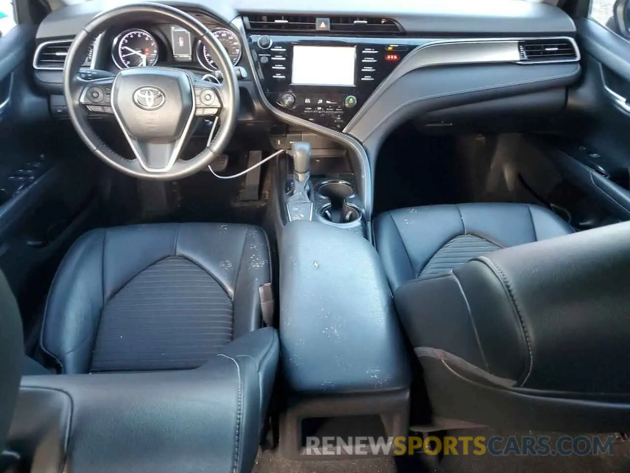 8 Photograph of a damaged car 4T1B11HK6KU239755 TOYOTA CAMRY 2019