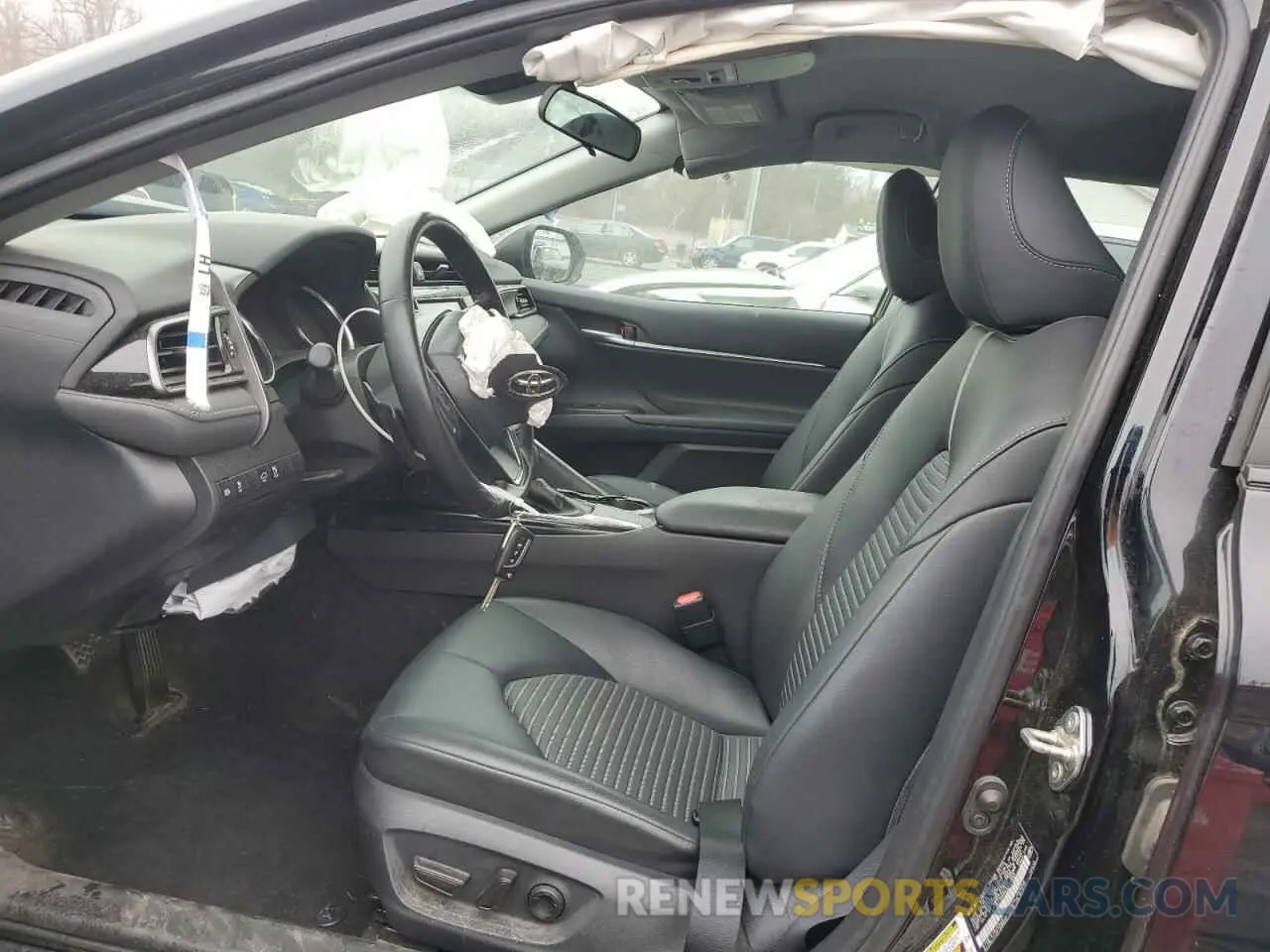 7 Photograph of a damaged car 4T1B11HK6KU244860 TOYOTA CAMRY 2019