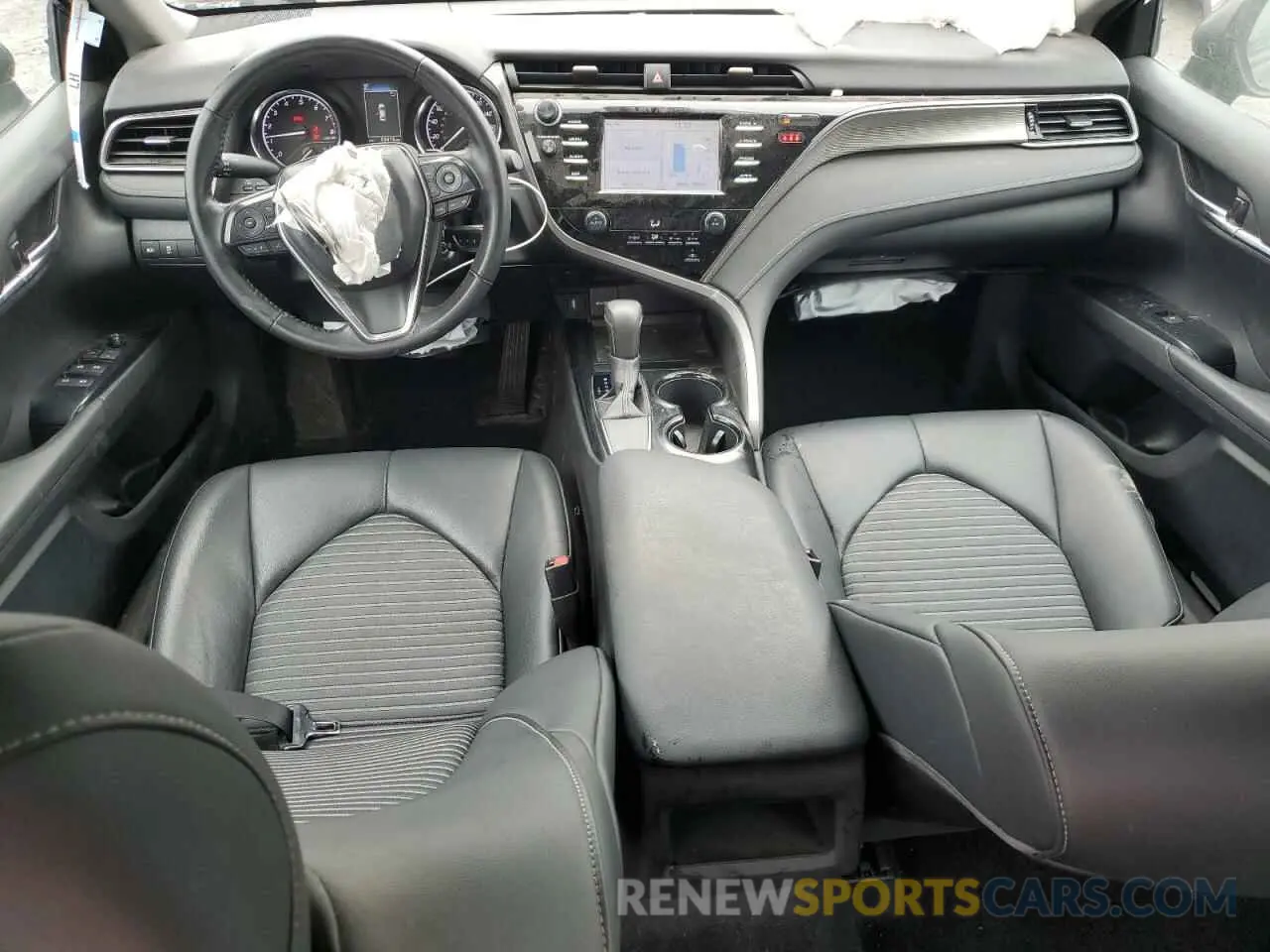 8 Photograph of a damaged car 4T1B11HK6KU244860 TOYOTA CAMRY 2019