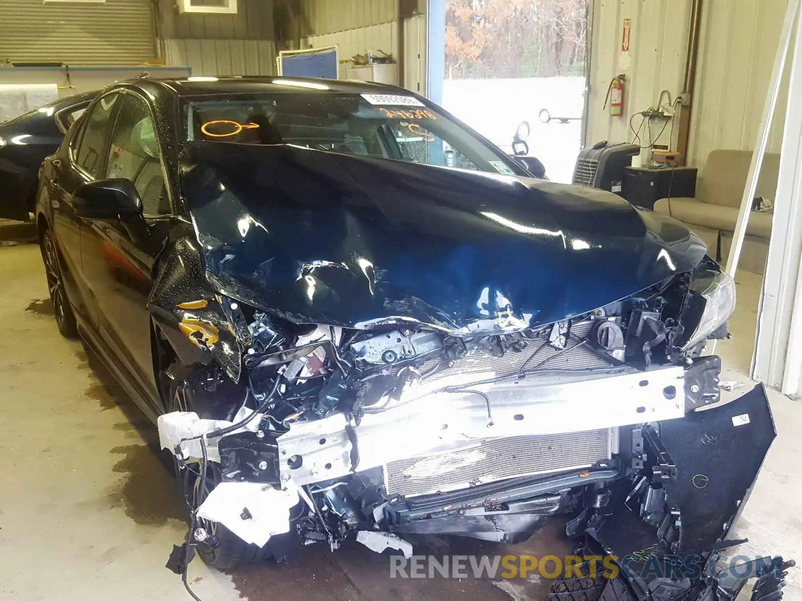 1 Photograph of a damaged car 4T1B11HK6KU246298 TOYOTA CAMRY 2019
