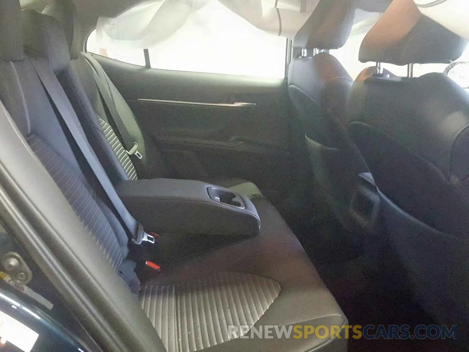 6 Photograph of a damaged car 4T1B11HK6KU246298 TOYOTA CAMRY 2019