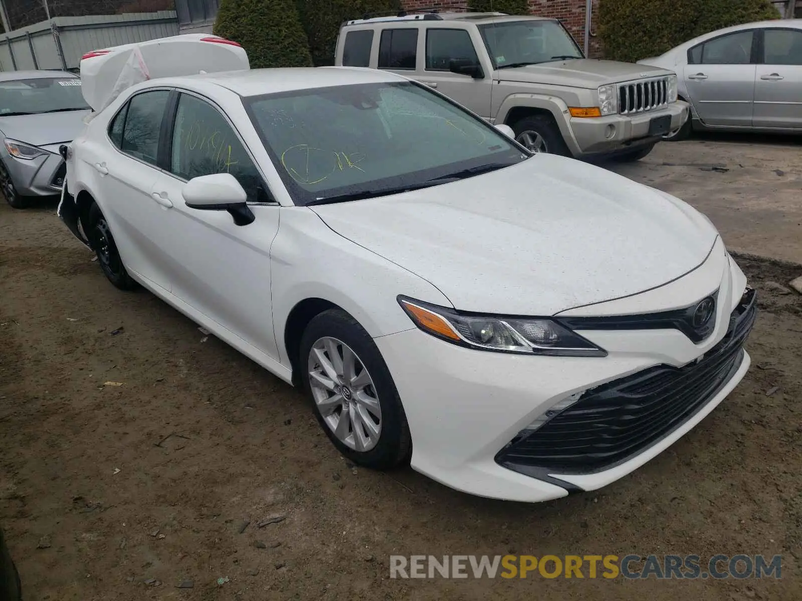 1 Photograph of a damaged car 4T1B11HK6KU255972 TOYOTA CAMRY 2019