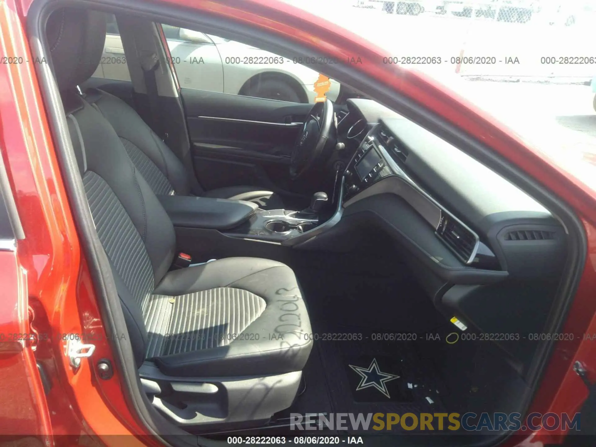 5 Photograph of a damaged car 4T1B11HK6KU273579 TOYOTA CAMRY 2019