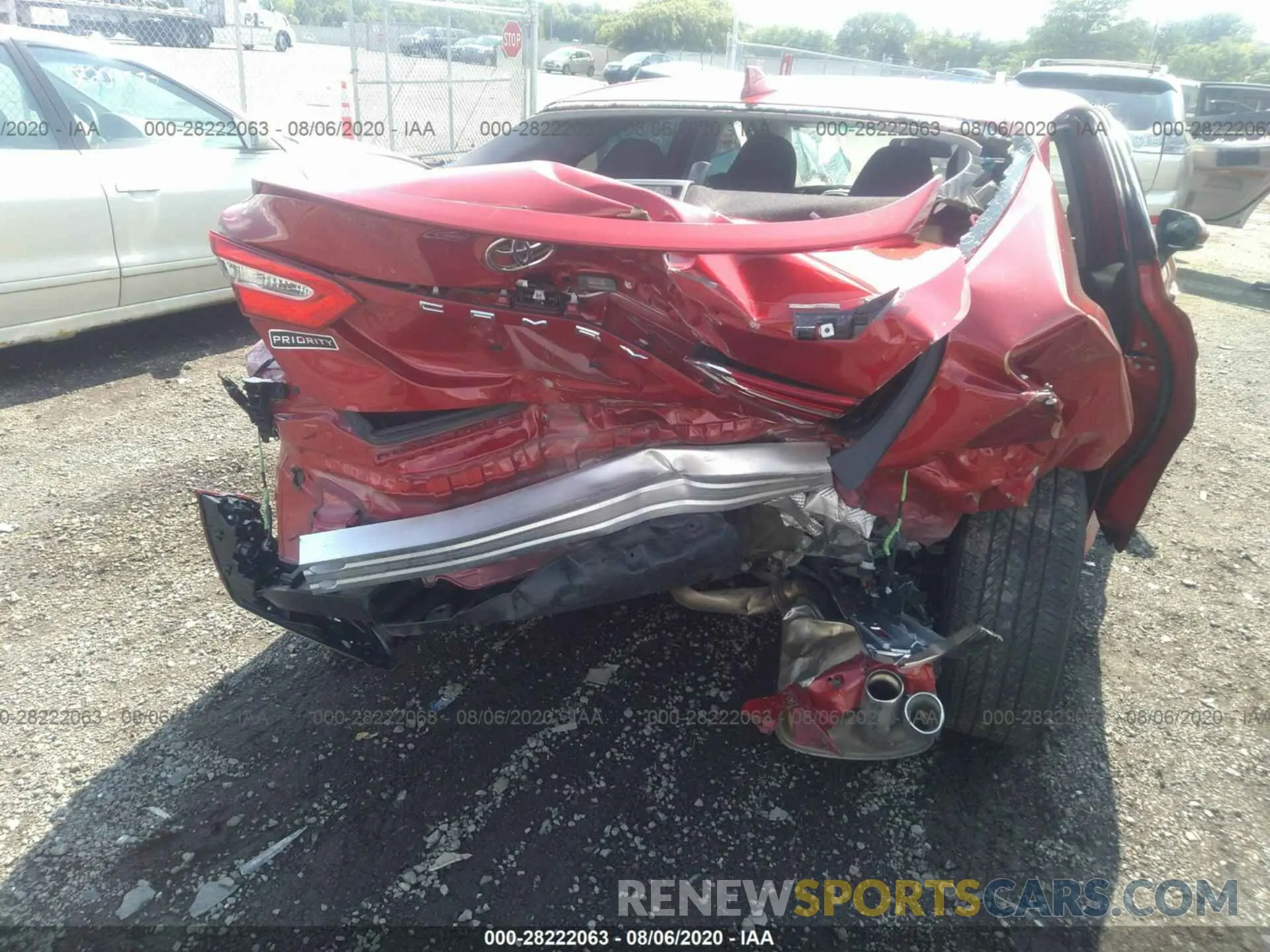 6 Photograph of a damaged car 4T1B11HK6KU273579 TOYOTA CAMRY 2019