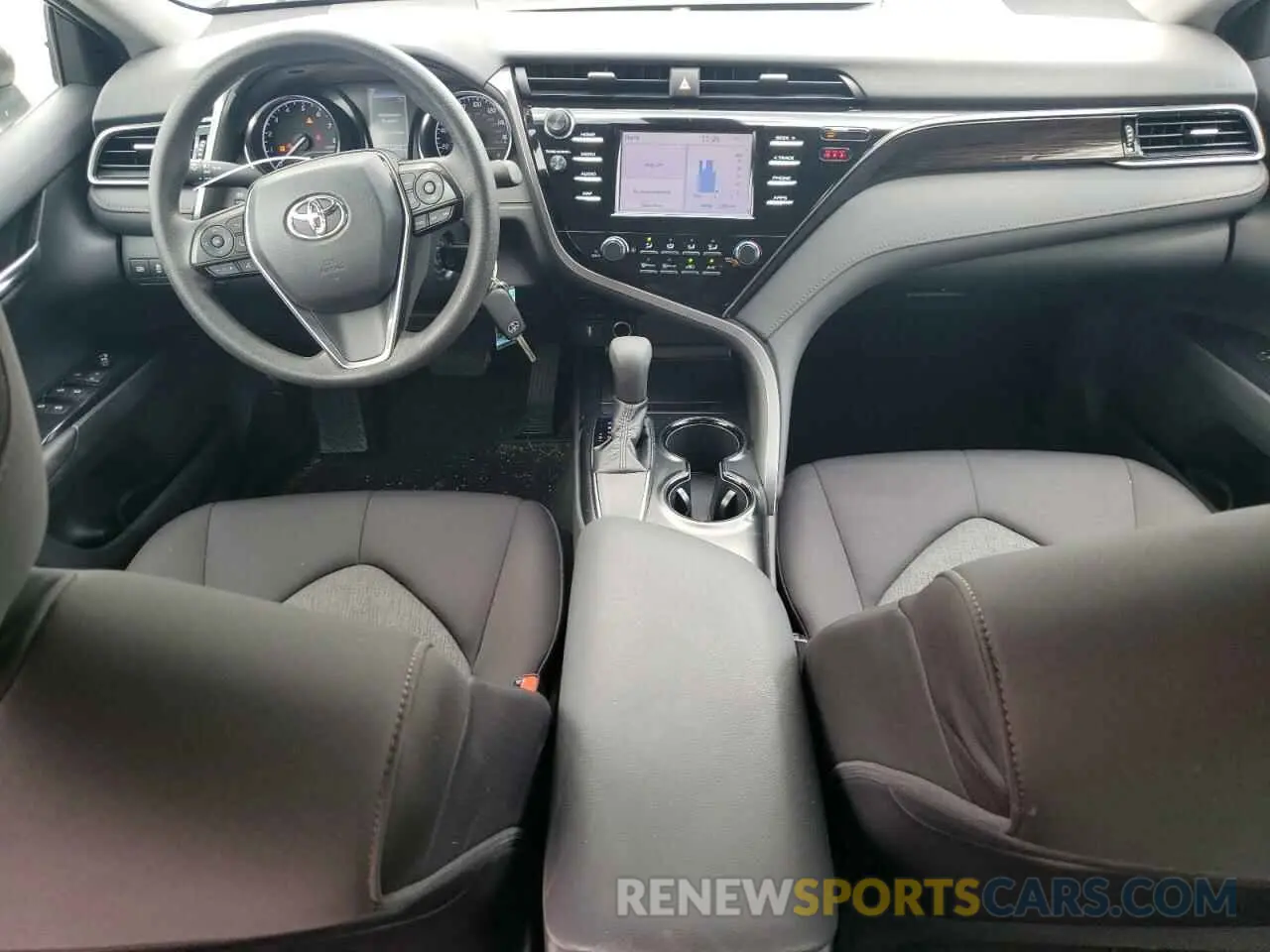 8 Фотография поврежденного автомобиля 4T1B11HK6KU283951 TOYOTA CAMRY 2019