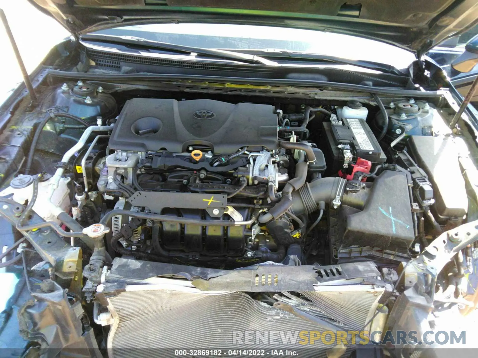 10 Photograph of a damaged car 4T1B11HK6KU291905 TOYOTA CAMRY 2019