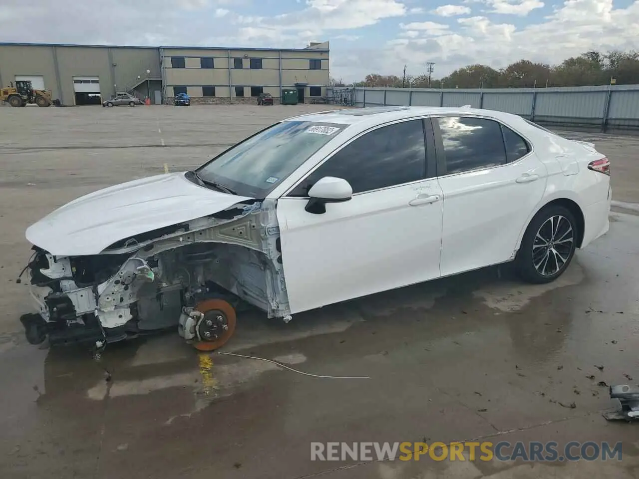 1 Фотография поврежденного автомобиля 4T1B11HK6KU298059 TOYOTA CAMRY 2019