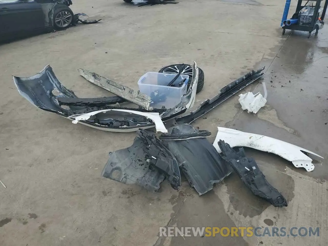 12 Фотография поврежденного автомобиля 4T1B11HK6KU298059 TOYOTA CAMRY 2019
