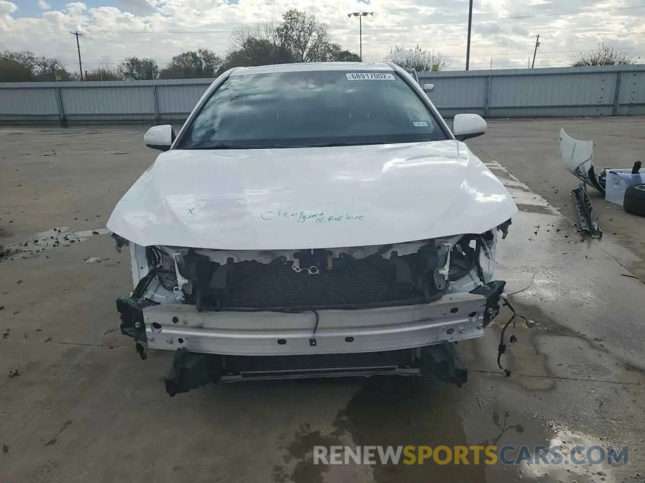 5 Фотография поврежденного автомобиля 4T1B11HK6KU298059 TOYOTA CAMRY 2019