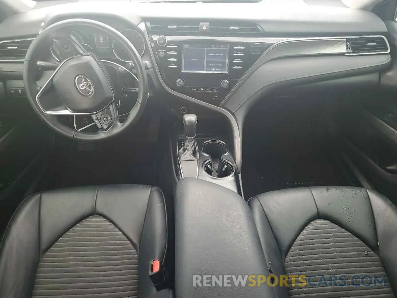 8 Фотография поврежденного автомобиля 4T1B11HK6KU298059 TOYOTA CAMRY 2019