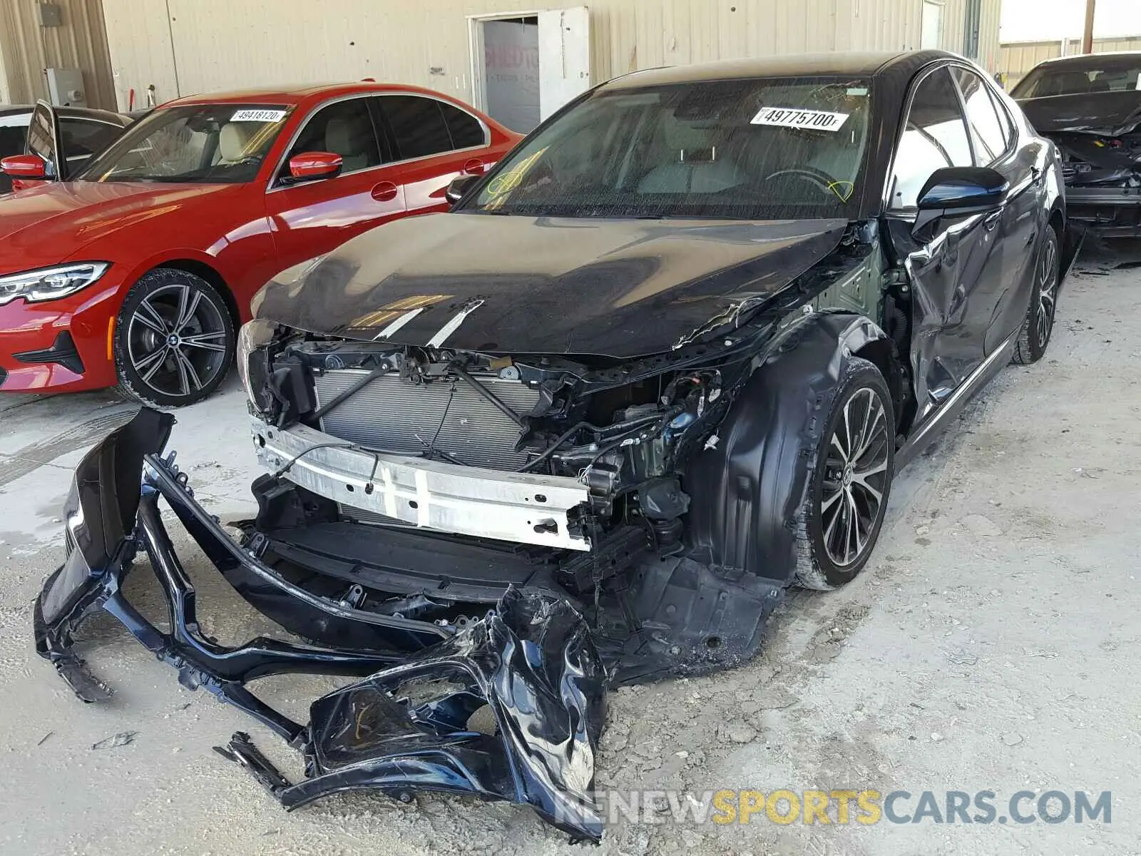 2 Photograph of a damaged car 4T1B11HK6KU685291 TOYOTA CAMRY 2019