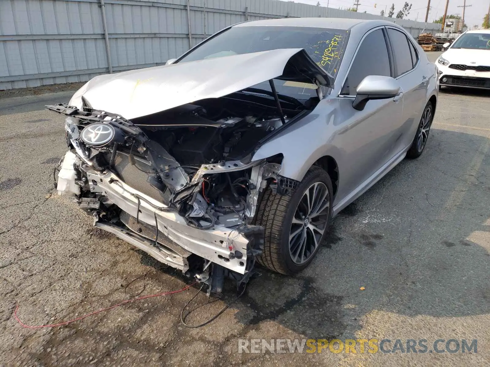 2 Photograph of a damaged car 4T1B11HK6KU690507 TOYOTA CAMRY 2019