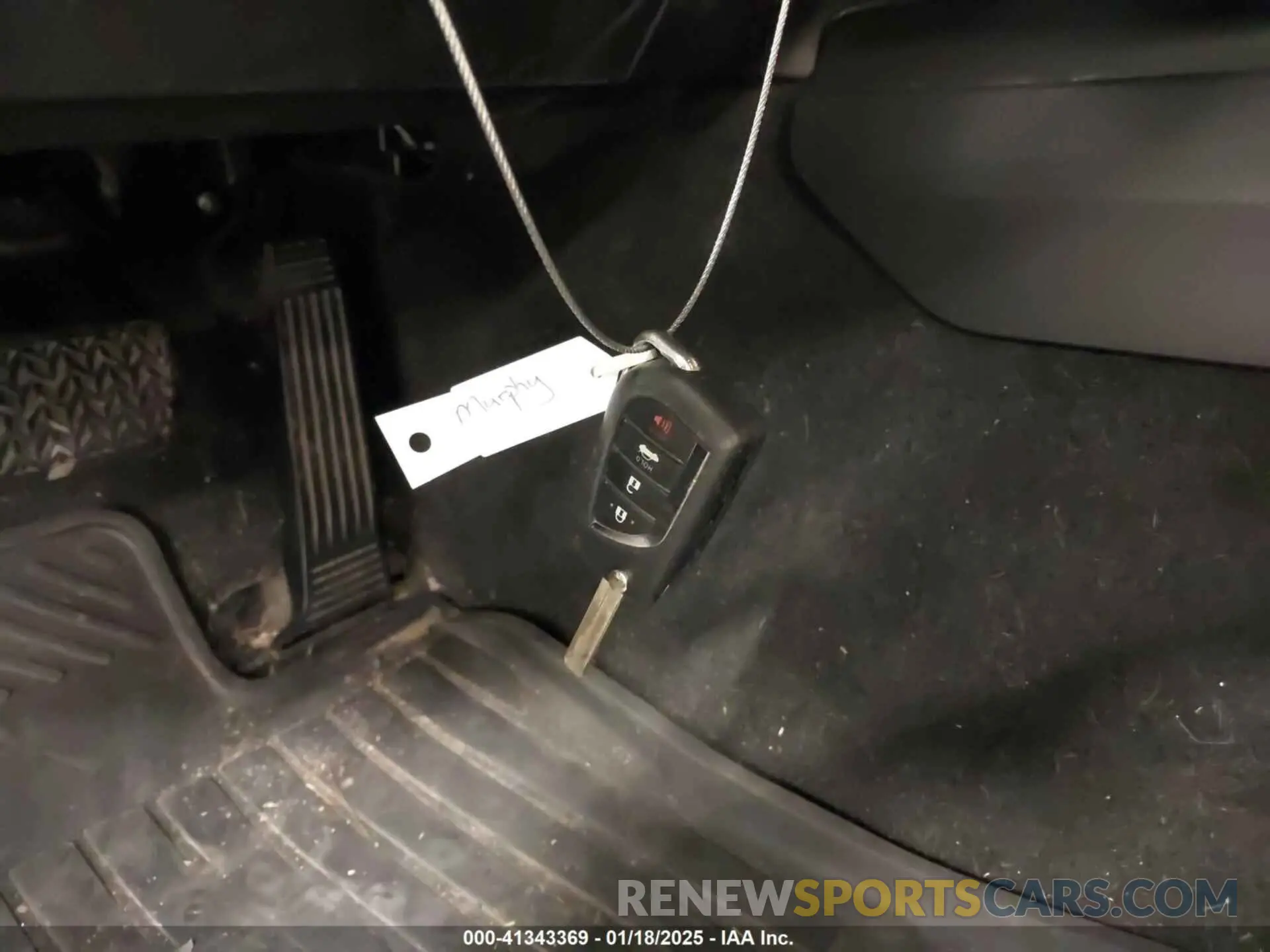 11 Photograph of a damaged car 4T1B11HK6KU697036 TOYOTA CAMRY 2019