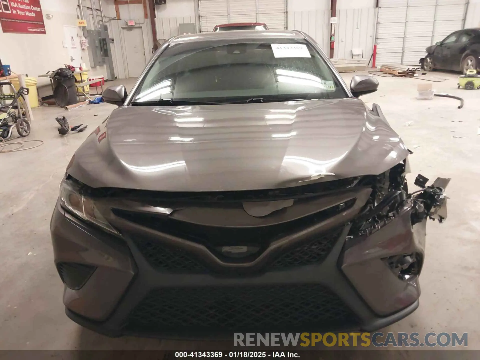13 Photograph of a damaged car 4T1B11HK6KU697036 TOYOTA CAMRY 2019