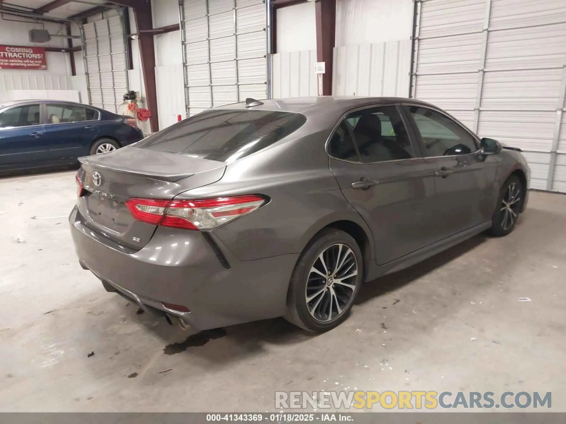 4 Photograph of a damaged car 4T1B11HK6KU697036 TOYOTA CAMRY 2019