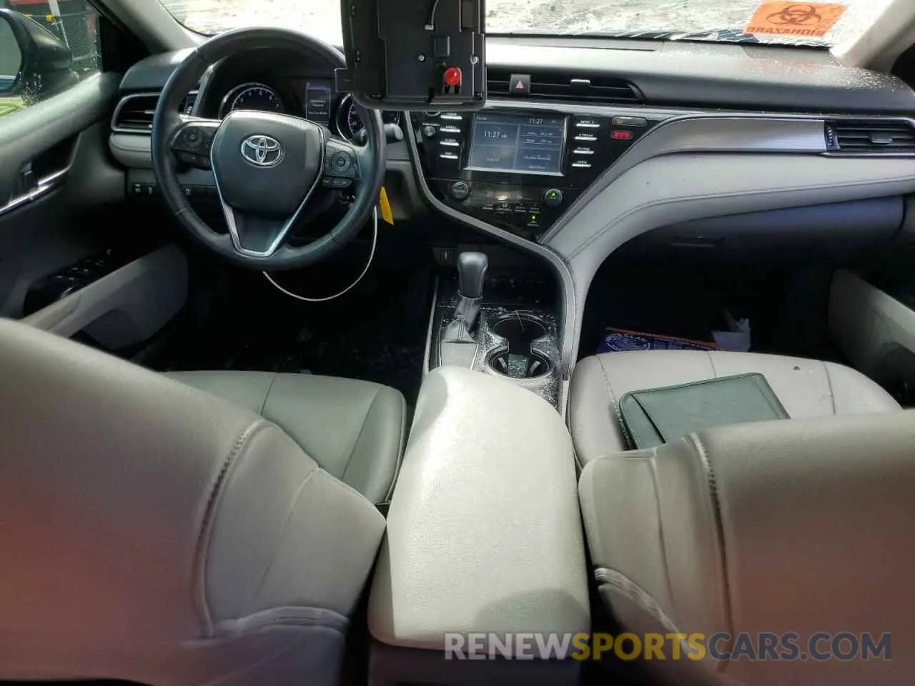 8 Photograph of a damaged car 4T1B11HK6KU709895 TOYOTA CAMRY 2019