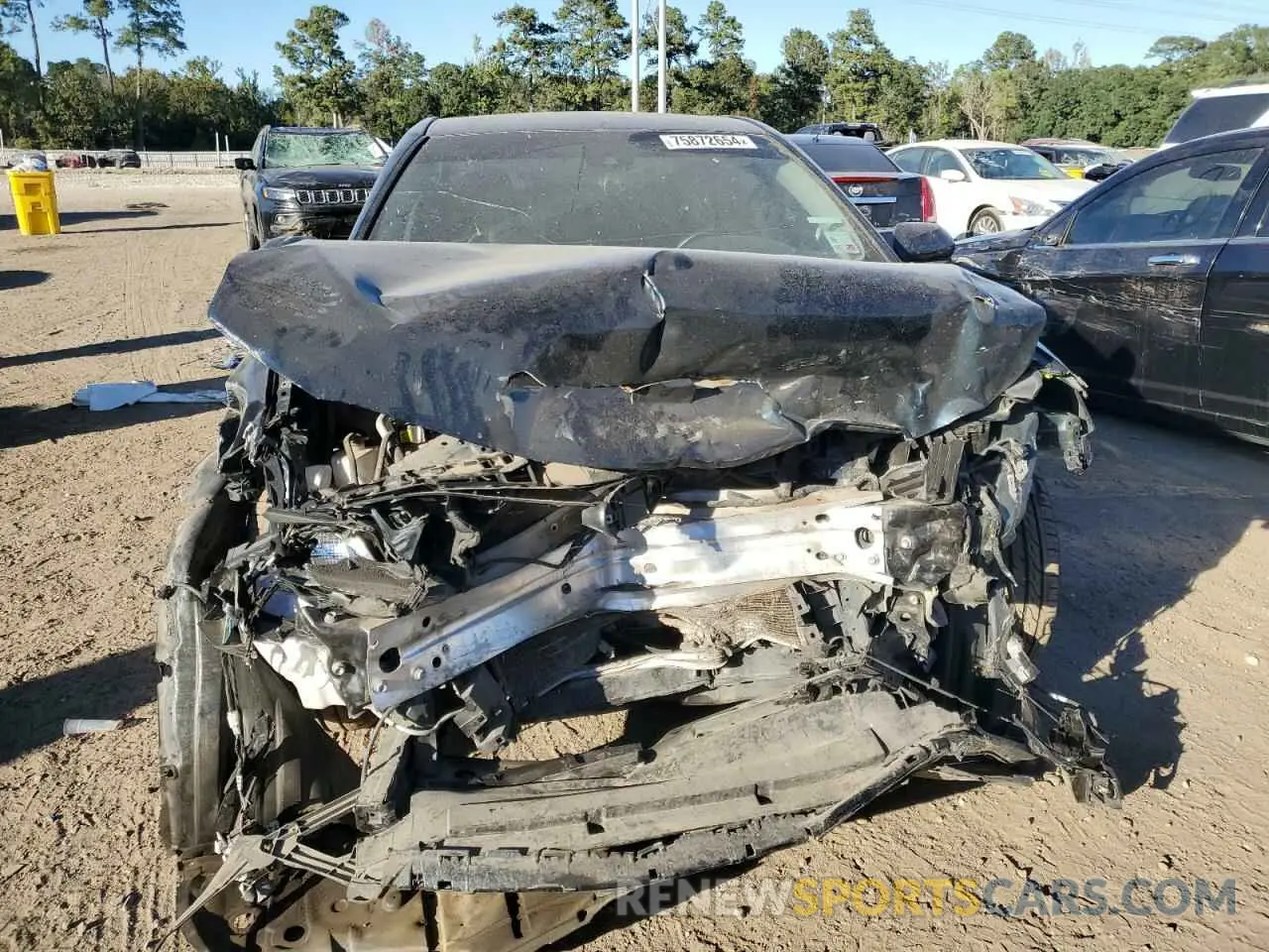 5 Фотография поврежденного автомобиля 4T1B11HK6KU714269 TOYOTA CAMRY 2019