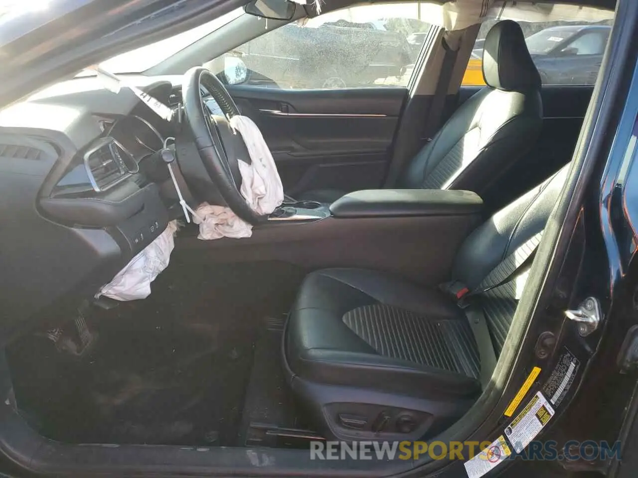 7 Фотография поврежденного автомобиля 4T1B11HK6KU714269 TOYOTA CAMRY 2019