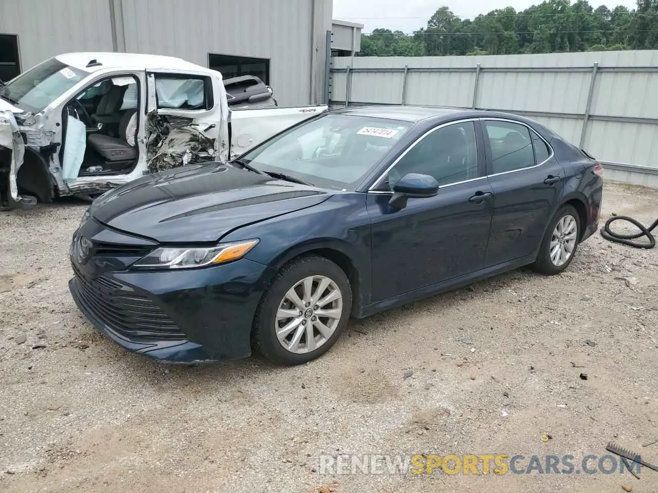 1 Photograph of a damaged car 4T1B11HK6KU722453 TOYOTA CAMRY 2019