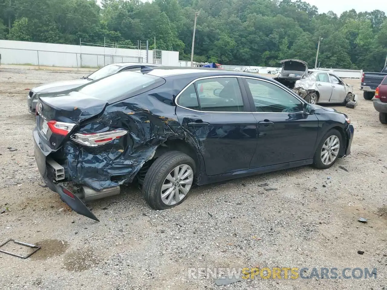 3 Photograph of a damaged car 4T1B11HK6KU722453 TOYOTA CAMRY 2019