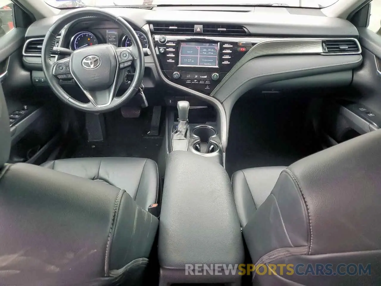 8 Фотография поврежденного автомобиля 4T1B11HK6KU726678 TOYOTA CAMRY 2019