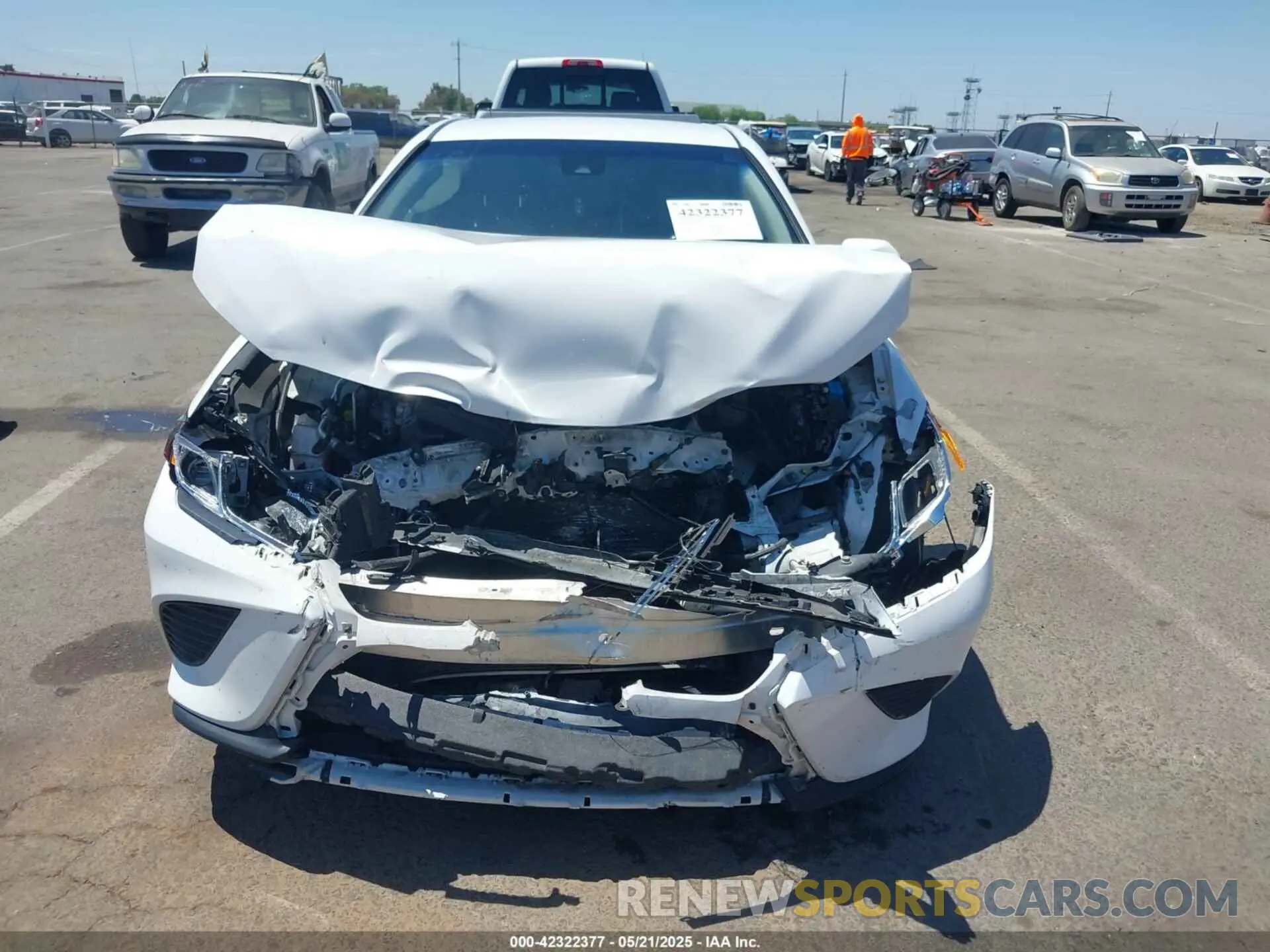 6 Фотография поврежденного автомобиля 4T1B11HK6KU730164 TOYOTA CAMRY 2019