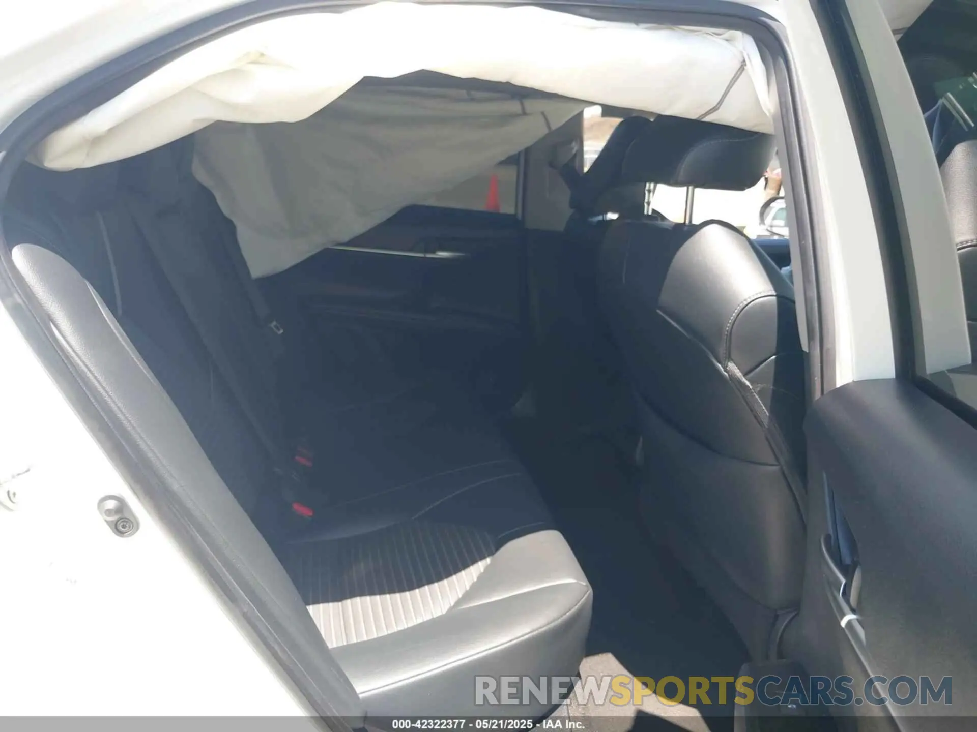 8 Фотография поврежденного автомобиля 4T1B11HK6KU730164 TOYOTA CAMRY 2019