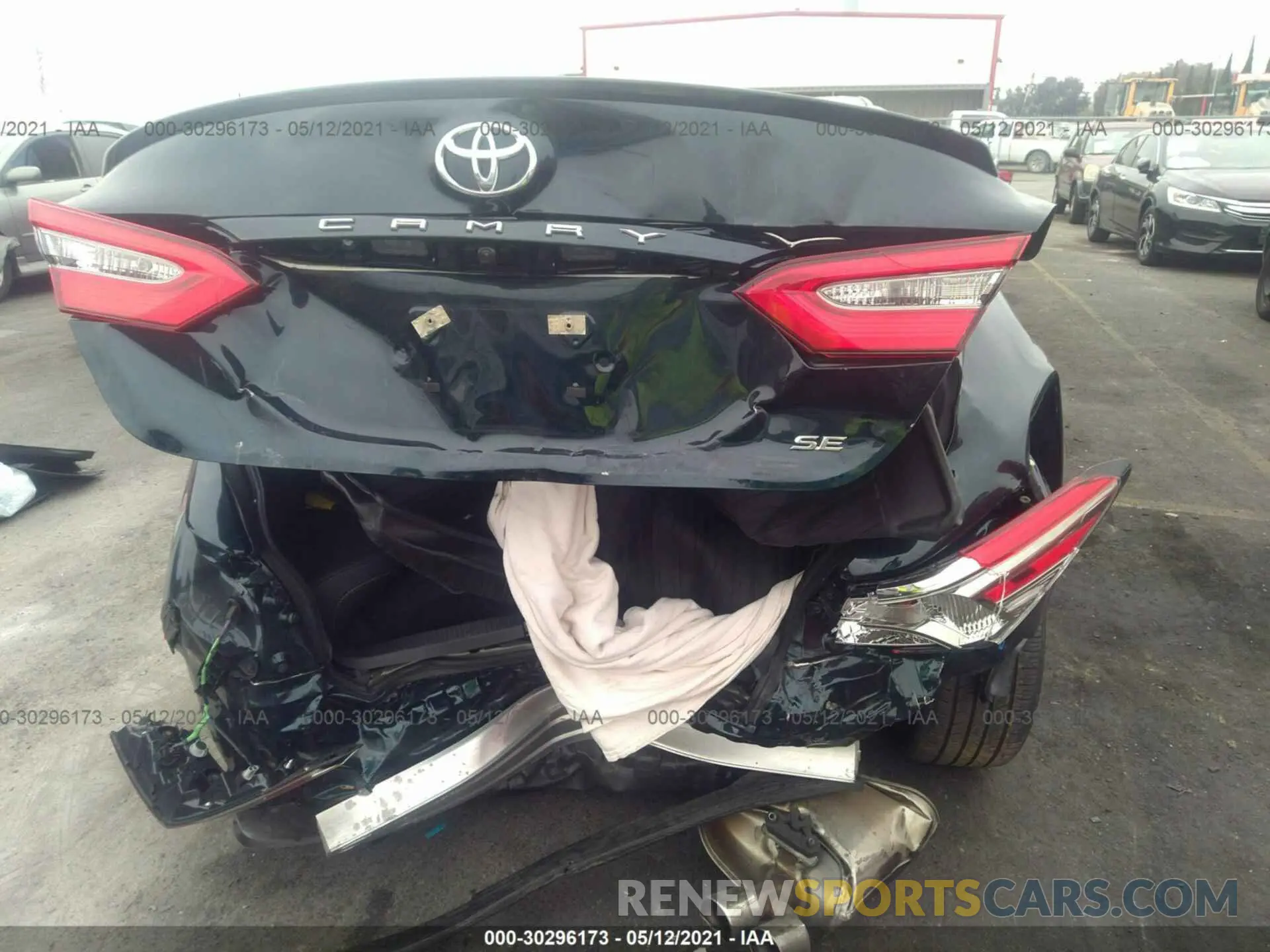 6 Photograph of a damaged car 4T1B11HK6KU739561 TOYOTA CAMRY 2019