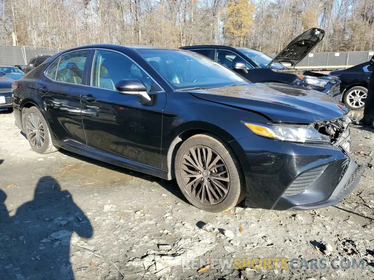 4 Фотография поврежденного автомобиля 4T1B11HK6KU754867 TOYOTA CAMRY 2019