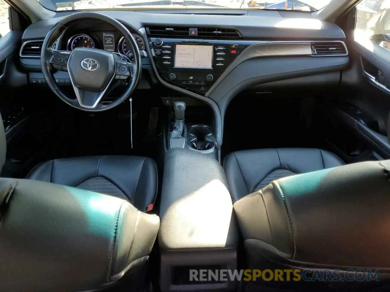 8 Фотография поврежденного автомобиля 4T1B11HK6KU754867 TOYOTA CAMRY 2019