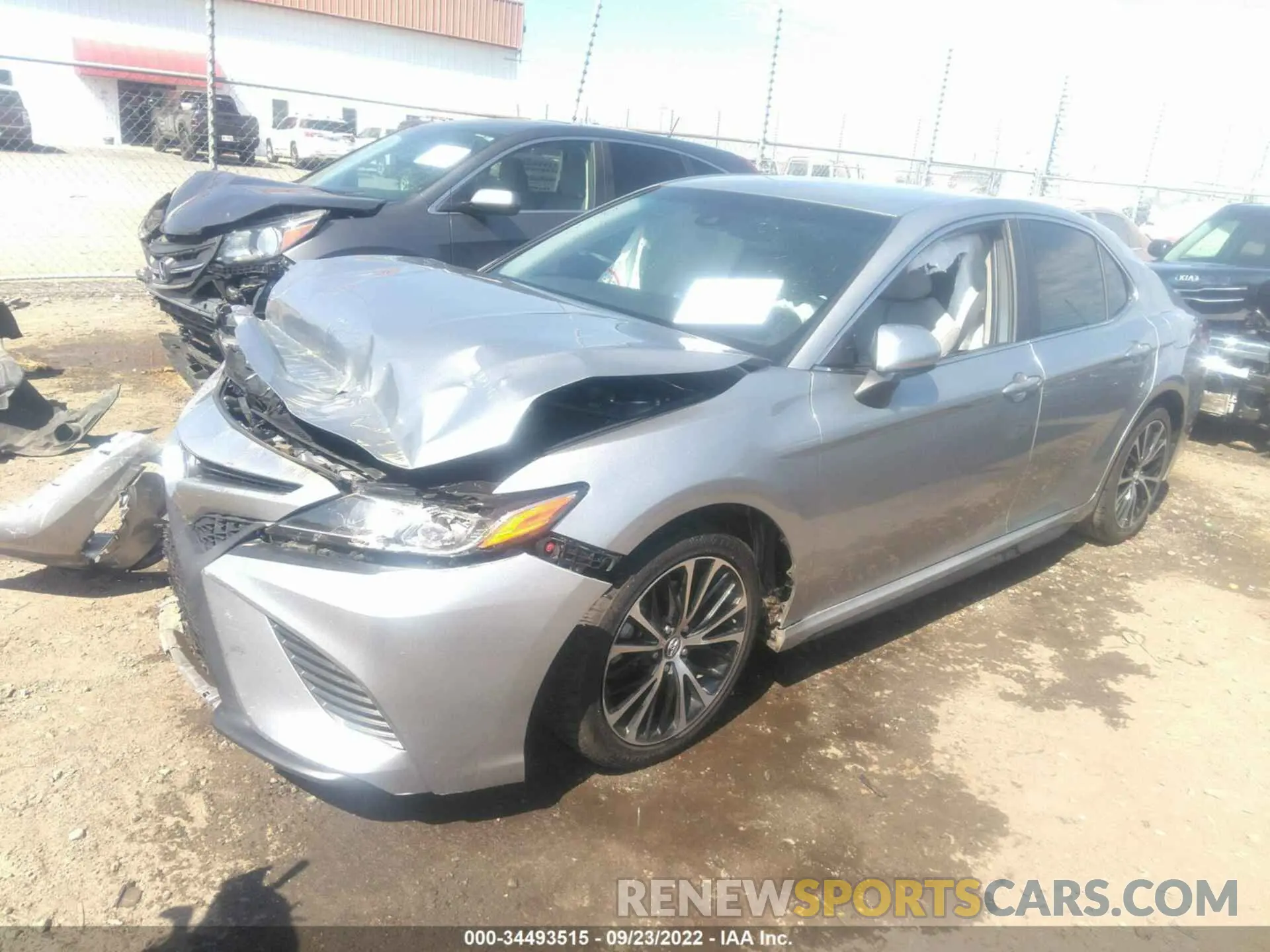 2 Фотография поврежденного автомобиля 4T1B11HK6KU757834 TOYOTA CAMRY 2019