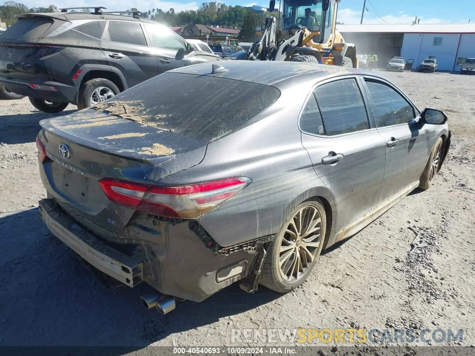 4 Photograph of a damaged car 4T1B11HK6KU757848 TOYOTA CAMRY 2019