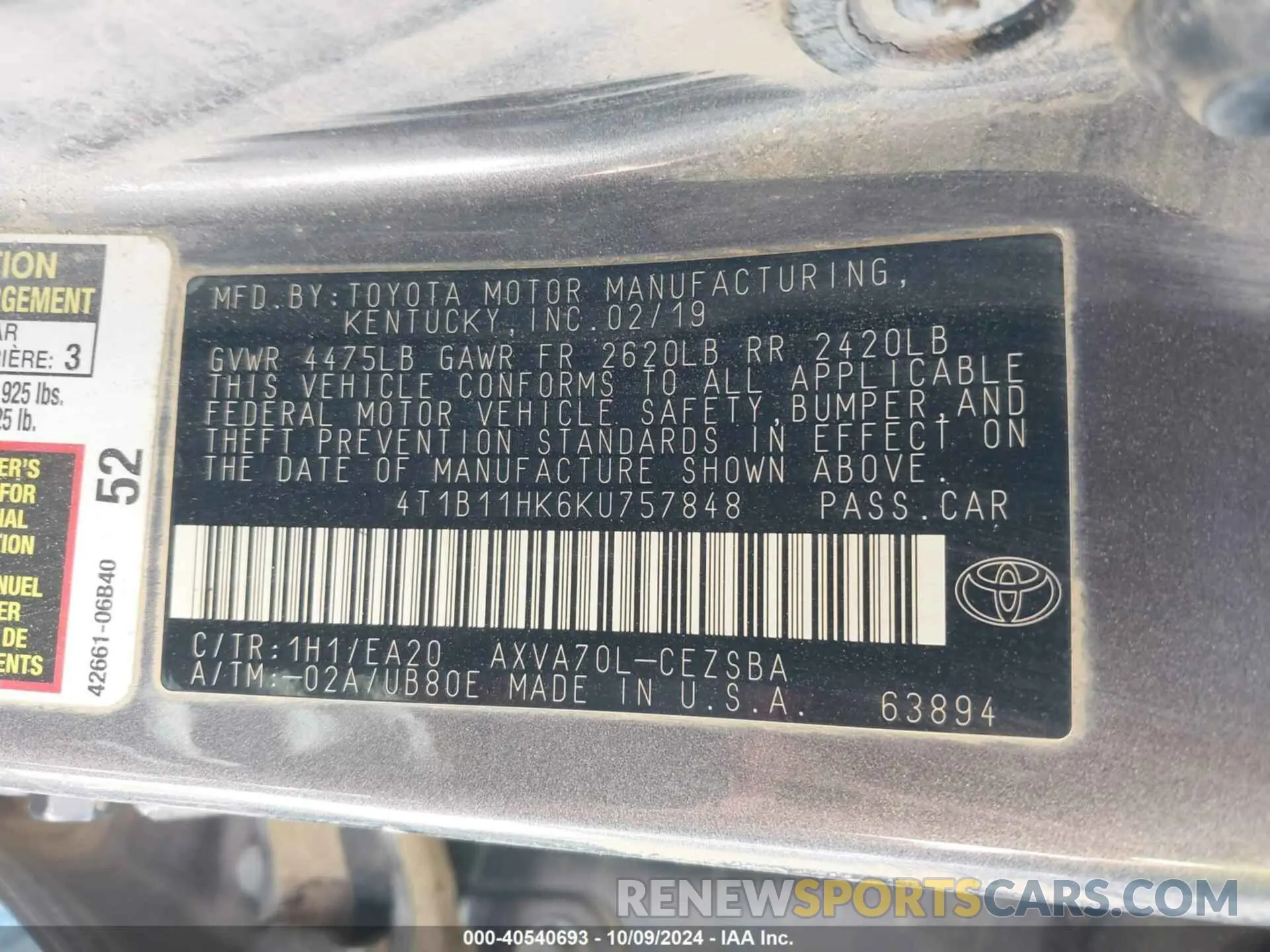 9 Photograph of a damaged car 4T1B11HK6KU757848 TOYOTA CAMRY 2019