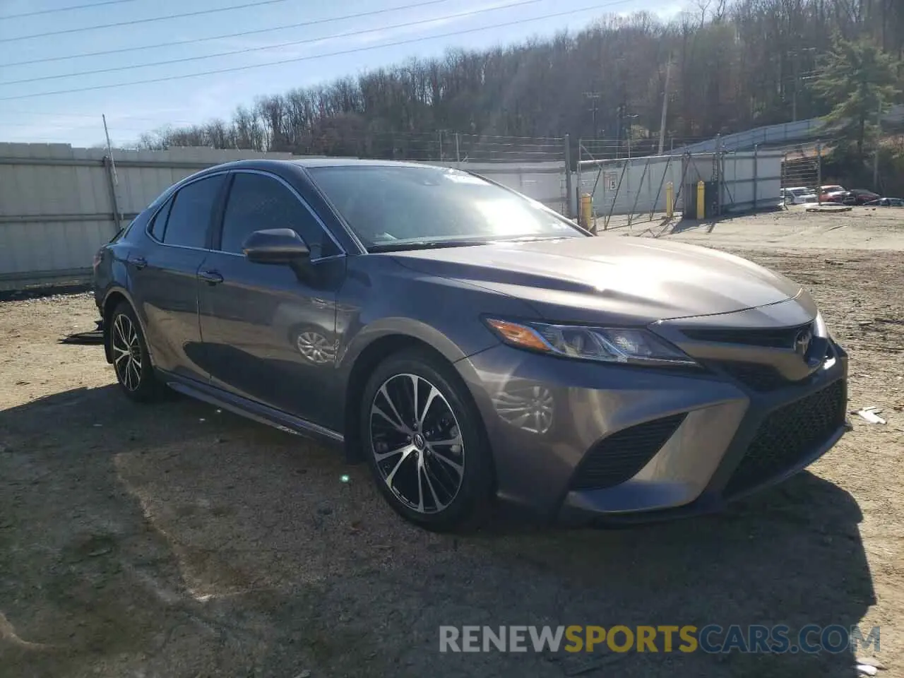 1 Photograph of a damaged car 4T1B11HK6KU761009 TOYOTA CAMRY 2019