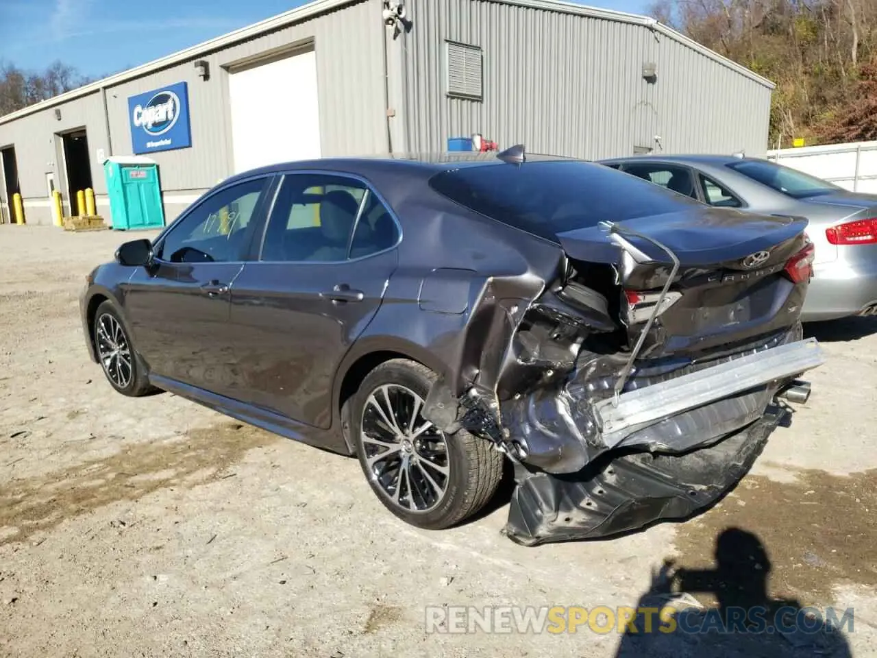 3 Photograph of a damaged car 4T1B11HK6KU761009 TOYOTA CAMRY 2019