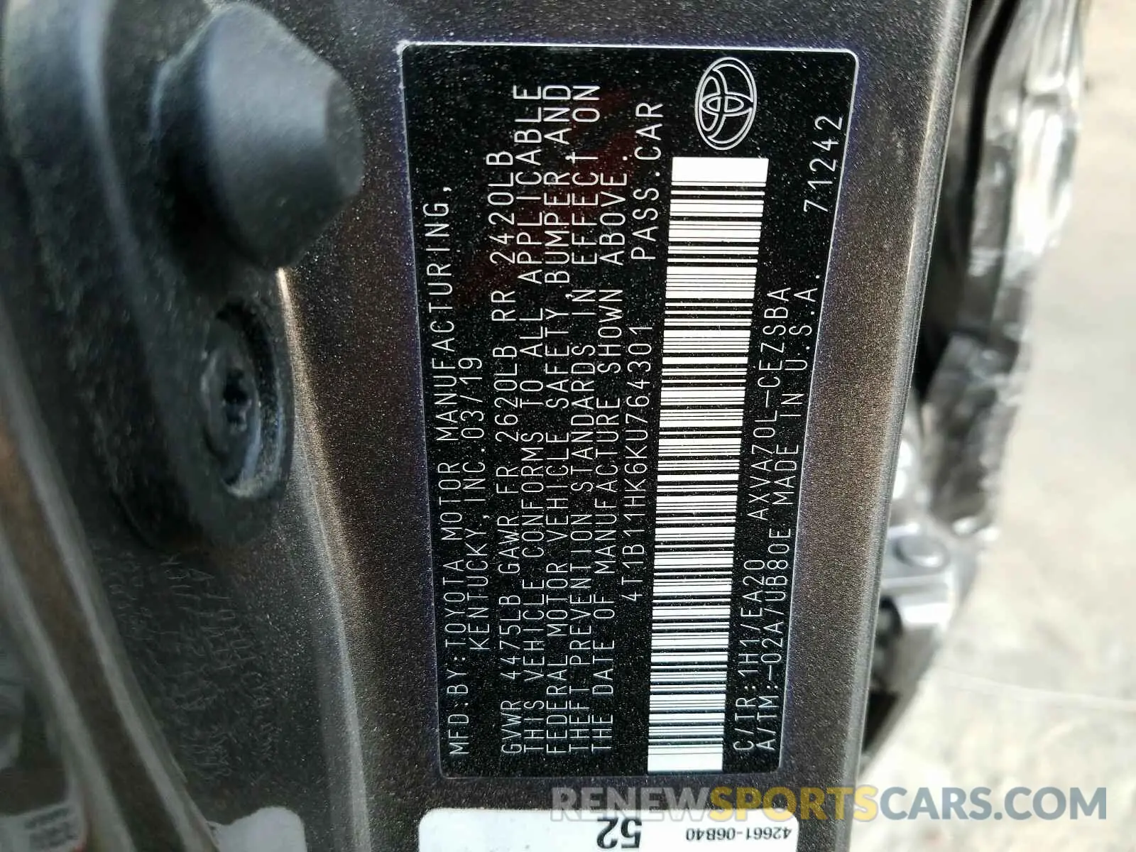 10 Фотография поврежденного автомобиля 4T1B11HK6KU764301 TOYOTA CAMRY 2019
