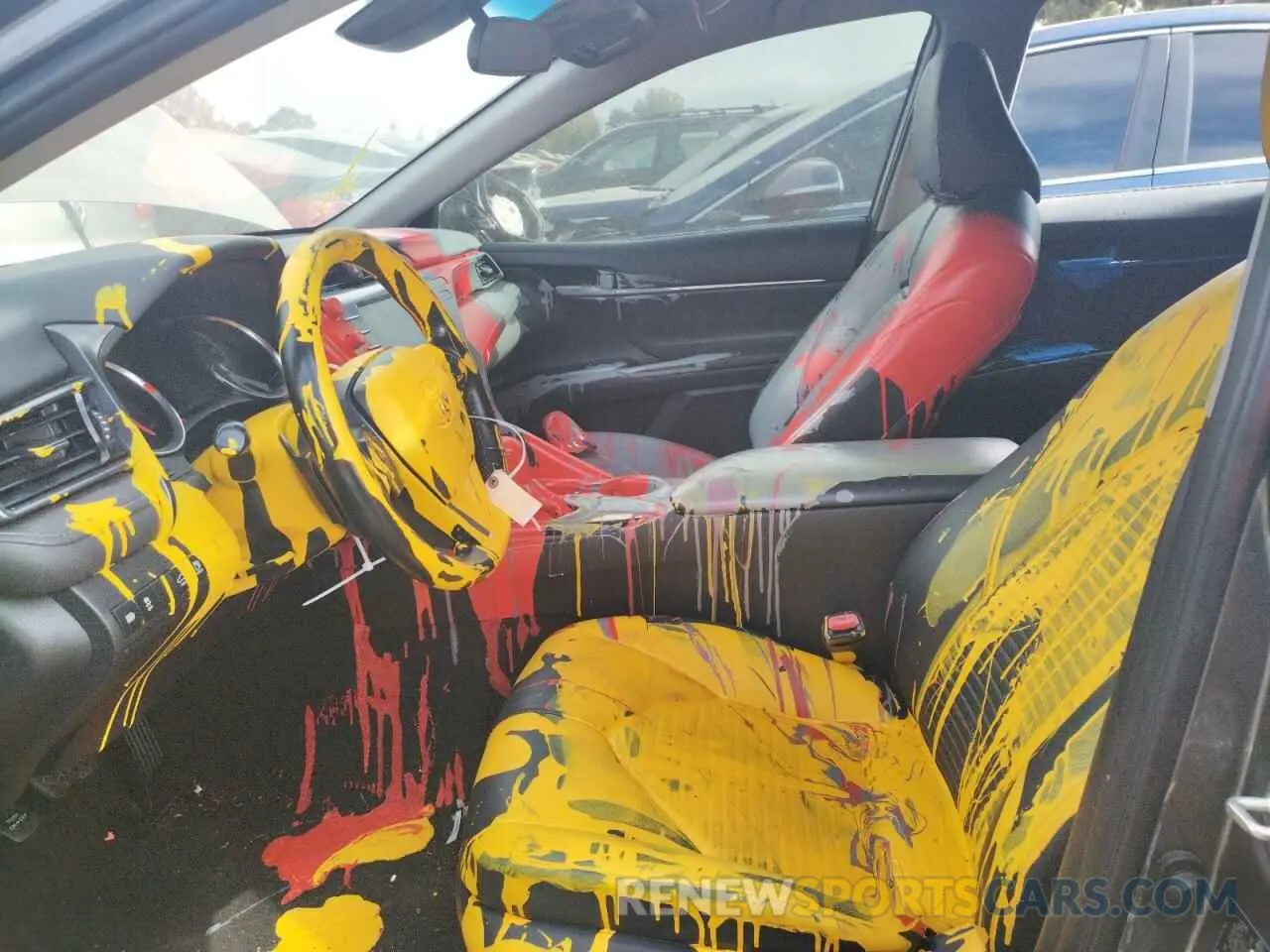 7 Photograph of a damaged car 4T1B11HK6KU793927 TOYOTA CAMRY 2019